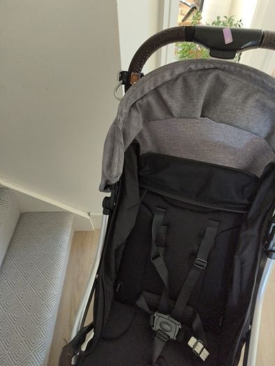 Zummi Explorer Stroller with rain cover
