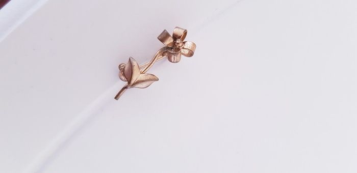 Rustic Flower Brooch
