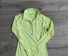 Under armour top