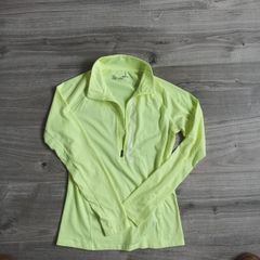 Under armour top