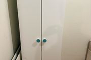 White 2 doors wardrobe