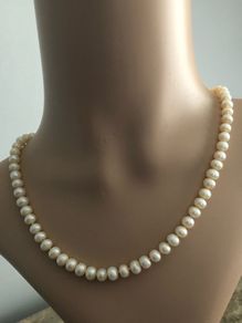 pearl necklace