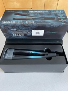 REVAMP Hair Straightener Brand New