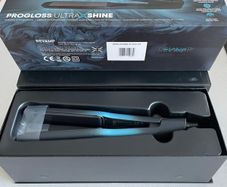 REVAMP Hair Straightener Brand New