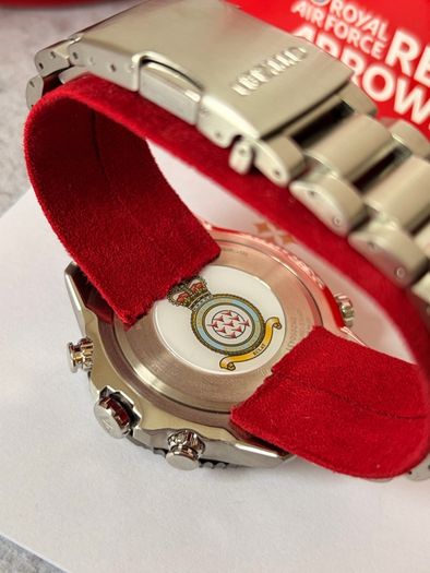 Citizen Red Arrows Navihawk AT8226-59X Full Set