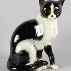 Large Goebel West Germany cat statue
