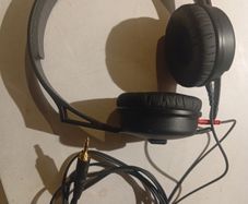 Sennheiser hd 25 light headphones, barely used