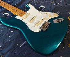 1994 Fender 40th Anniversary Special Edition Stratocaster (Delivery available)