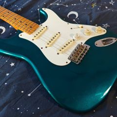 1994 Fender 40th Anniversary Special Edition Stratocaster (Delivery available)