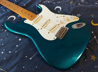 1994 Fender 40th Anniversary Special Edition Stratocaster (Delivery available)