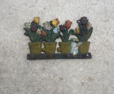Garden tool hanger