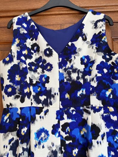 Ladies dress