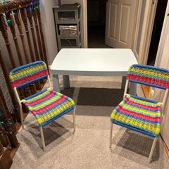 Mammut table and chairs