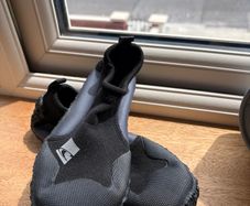 O'Neill Neoprene Water Shoes Wetsuit Booties Size UK 5 EU 37/38 Mint Condition