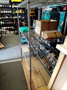 metel shelving unit