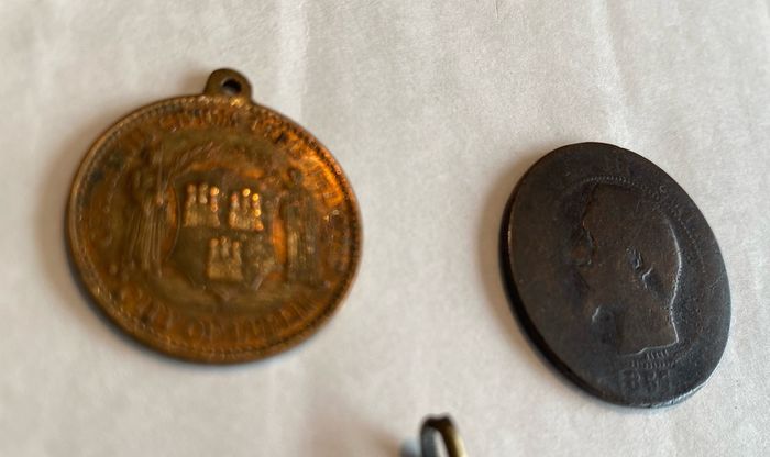 Collection of 5 antique coins / medals -  1800-1907