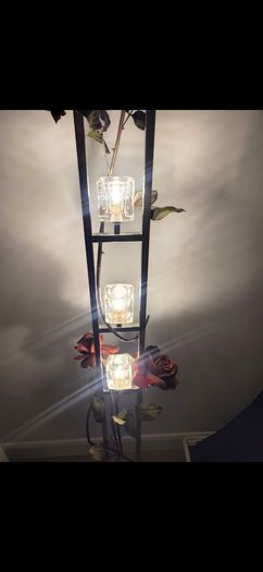 floor lamp