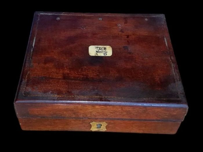 Antique Stately Home Wooden Crested Box