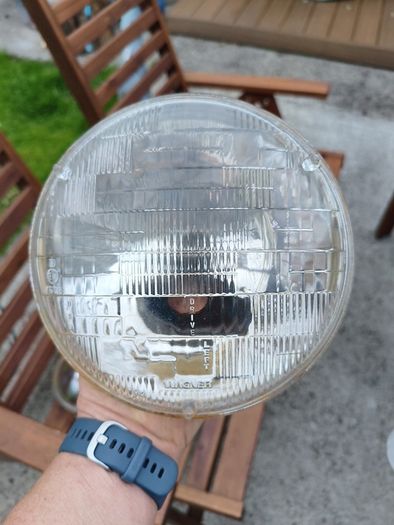 Land rover sealed beam