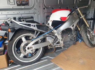 yamaha R1 4xv