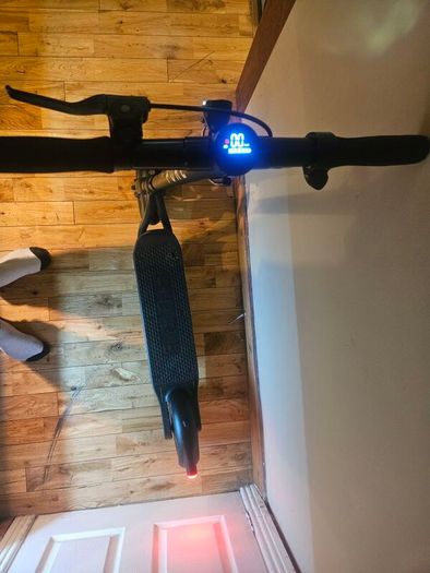 electric scooter