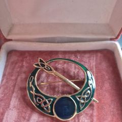 Vintage Celtic Penannular Brooch Green and Navy