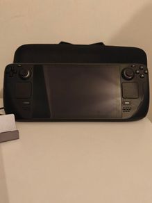 Steam Deck 512GB + 512GB SanDisk SD + UGREEN Dock + Case