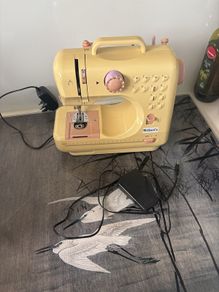 Childs sewing machine