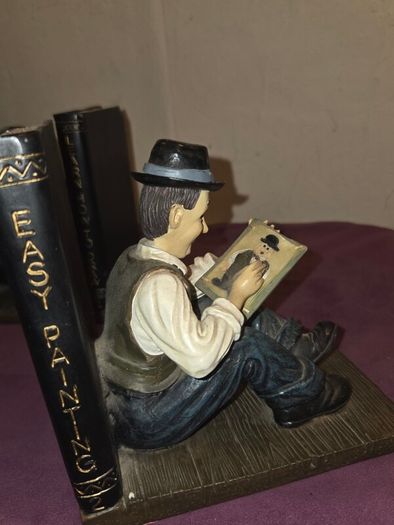 Laurel and Hardy bookends