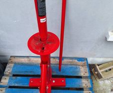 manual tyre changer