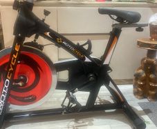 Spinning exercise bike