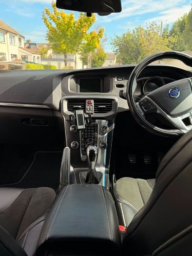 Volvo V40 2016 D2 R-design Ed 5dr - Long Nct 07/27