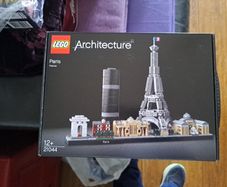 lego architecture Paris 21044