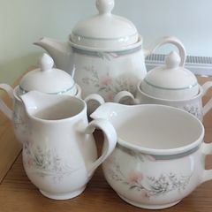 Vintage Keltkraft designed by Noritake Pennfield 9172