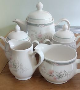 Vintage Keltkraft designed by Noritake Pennfield 9172