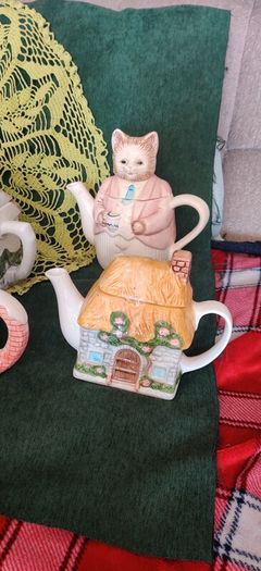 Cottage House teapots