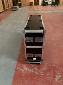 Dual Flight Case For 2 X 65" Tv's