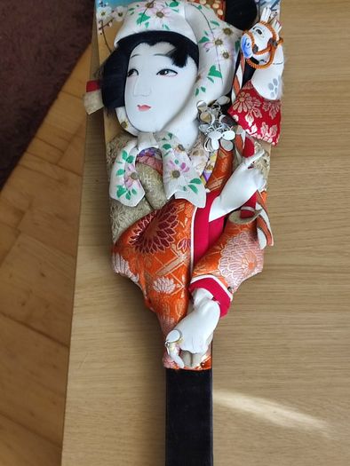 Rare find  Vintage Japanese traditional wooden paddle  HAGOITA  Geisha girl 18.1inch
