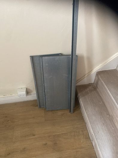 Four shelf unit needs screws
