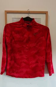 Nike performance long sleeve top age 10-11
