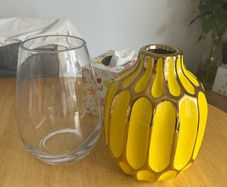 vases