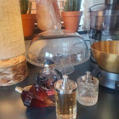 Bundle of perfumes