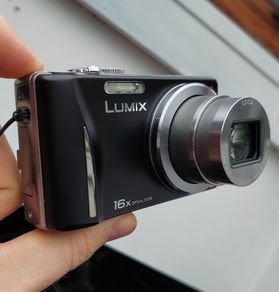 Panasonic Lumix DMC-TZ18 Retro Y2K Digital Camera