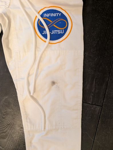 Infinity Jiu Jitsu Kids Kimono size M1