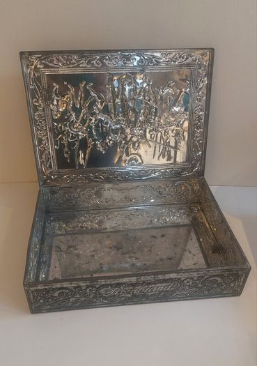 Fabulous Rembrandt's The Night Watch Vintage Hinged Biscuit Tin with a Raised Relief Reproduction of the Famous Painting, Attributed to the Victoria Biscuit Company of Holland
