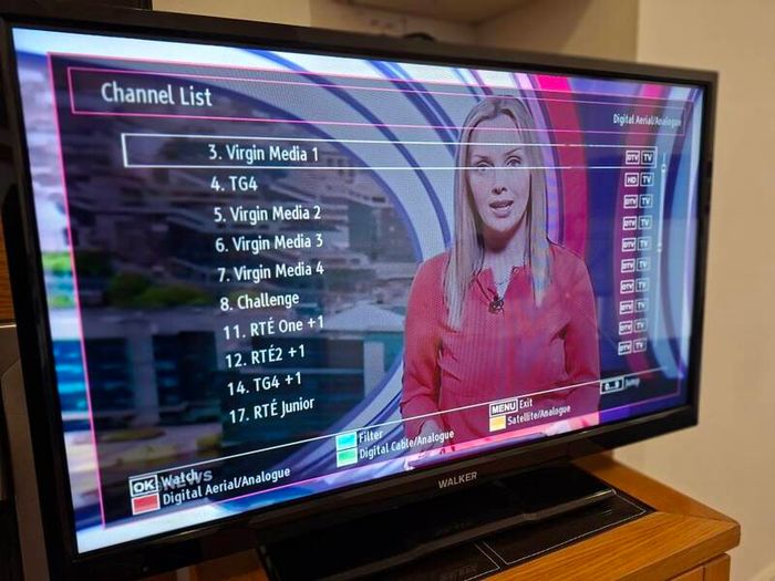 32" Walker Satellite & Saorview Digital LED HD TV Freesat