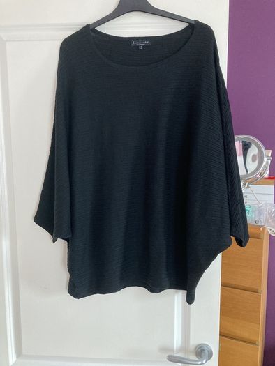 Black batwing jumper
