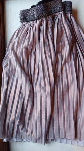 Girls Skirt (8-10