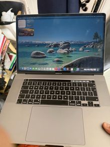 MacBook Pro 2019 16"  (1 TB SSD Intel i9 Processor )