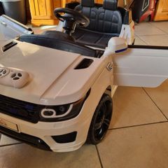 Children's Electric Car Land Rover Discovery 12V Remote Control